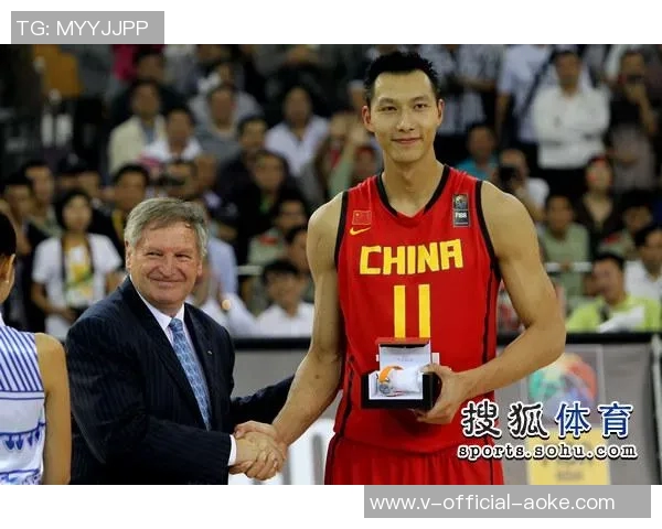 亚锦赛大幕开启，中国男篮携手阿联与郭少迎来三连胜的辉煌时刻