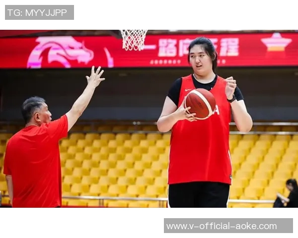 海口球迷翘首以盼张子宇，宫鲁鸣为何按下暂停键