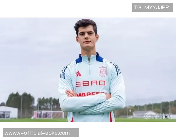 佩杜拉：科莫会在冬窗拒绝对帕斯的报价，球员明夏回皇马